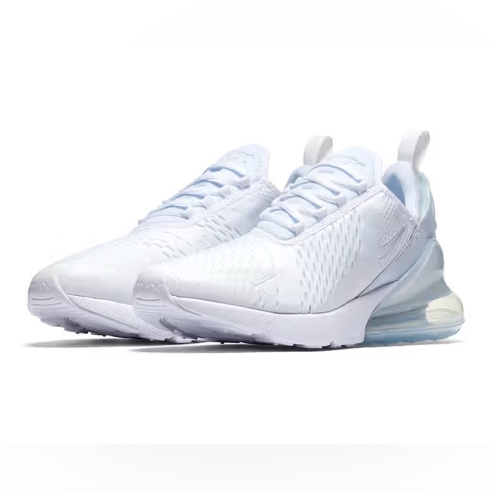 Air max 270 white Nike 7Y or women’s 8.5